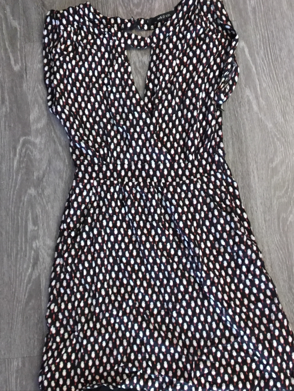 Ark & Co bird print cuffed short sleeve black Dress pockets Women’s size Small